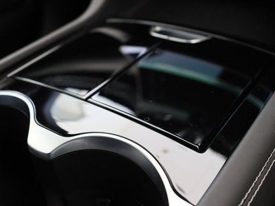 2025 Maserati GRECALE — миниатюра 25