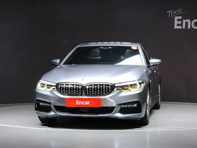 BMW 5 SERIES - 2