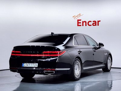 GENESIS G90 - 4