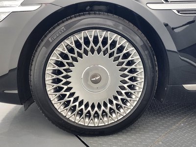 GENESIS G90 - 6