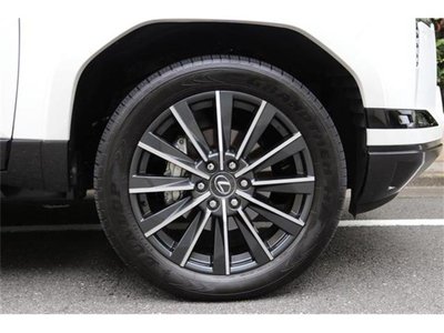 صورة مصغرة 25 لـ 2025 Lexus GX