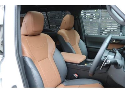 صورة مصغرة 17 لـ 2025 Lexus GX
