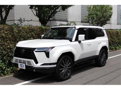صورة 3 لـ 2025 Lexus GX