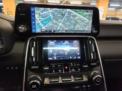 صورة مصغرة 15 لـ 2025 Lexus LX