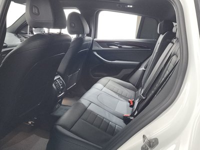 2025 BMW X4 缩略图 11