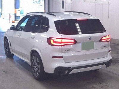 صورة 1 لـ 2023 BMW X5