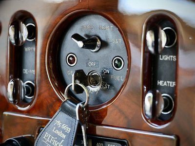 1957 Bentley S1 CONTINENTAL FLYING SPUR — миниатюра 25