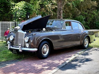 1957 Bentley S1 CONTINENTAL FLYING SPUR — миниатюра 36