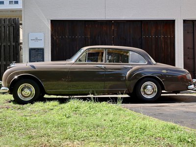 1957 Bentley S1 CONTINENTAL FLYING SPUR — фото 2