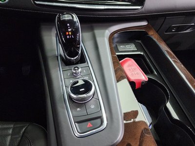 CADILLAC ESCALADE 5TH GENERATION - 9