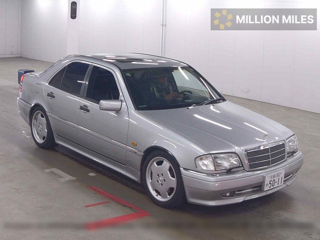 MERCEDES-BENZ C-CLASS AMG - View 1