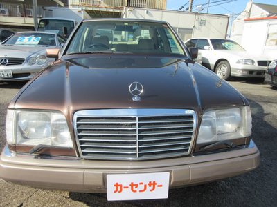 MERCEDES-BENZ E-CLASS - 4