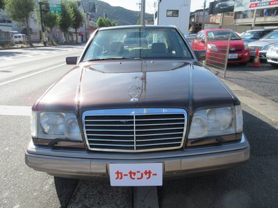 MERCEDES-BENZ E-CLASS - 8