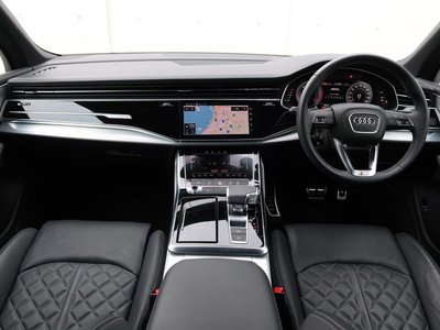 AUDI Q7 - 7