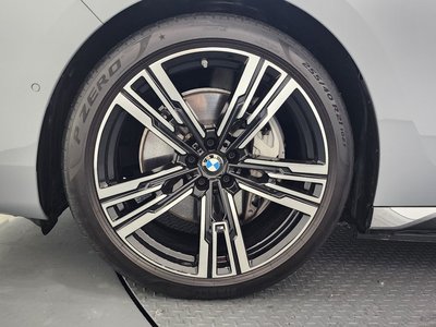 BMW I7 - 6