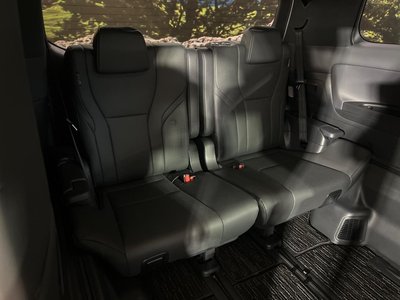 صورة 10 لـ 2024 Toyota ALPHARD