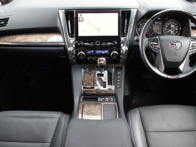 2021 Toyota ALPHARD thumbnail 20