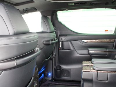 2021 Toyota ALPHARD thumbnail 25