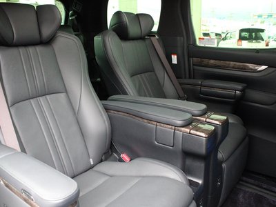 2021 Toyota ALPHARD thumbnail 35