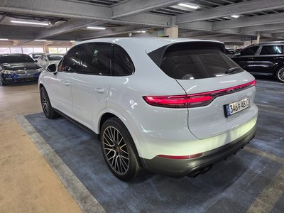 PORSCHE CAYENNE - 3