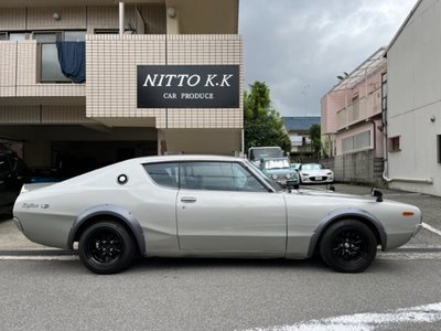 NISSAN SKYLINE