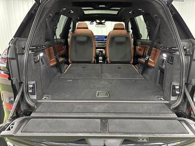 2023 BMW X7 缩略图 18