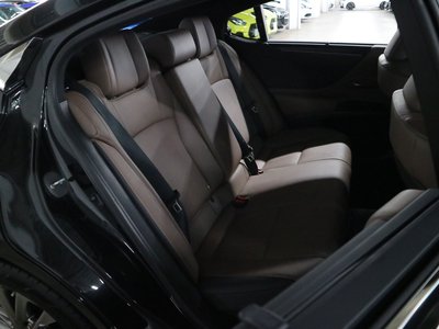 2023 Lexus ES thumbnail 17