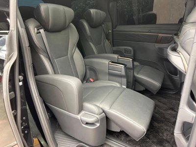 TOYOTA ALPHARD - 9