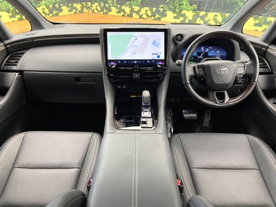 TOYOTA ALPHARD - 2