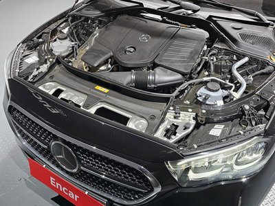 MERCEDES-BENZ E-CLASS - 7