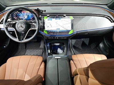 MERCEDES-BENZ E-CLASS - 5