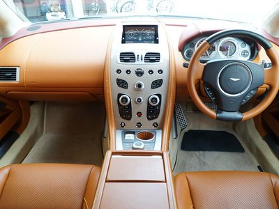 ASTON MARTIN RAPIDE - 3