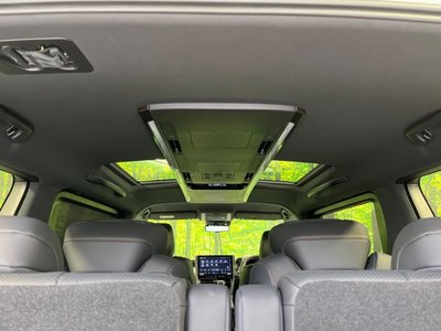 صورة مصغرة 50 لـ 2025 Toyota ALPHARD