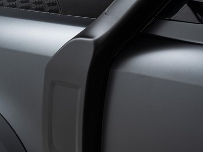 LAND ROVER DEFENDER - 5