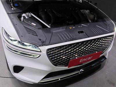2023 Genesis GV70 photo 7