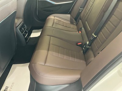 صورة مصغرة 53 لـ 2025 BMW 3 SERIES