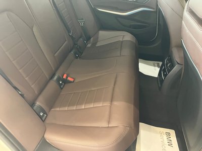 صورة مصغرة 52 لـ 2025 BMW 3 SERIES