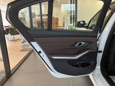 صورة مصغرة 58 لـ 2025 BMW 3 SERIES