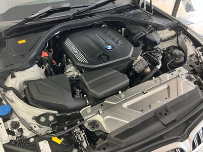 صورة مصغرة 16 لـ 2025 BMW 3 SERIES