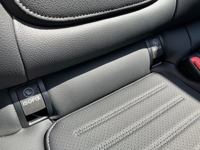 MERCEDES-BENZ GLC - 9