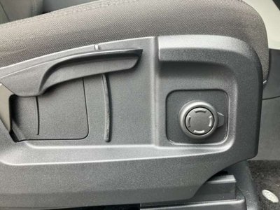 2023 LAND Rover DEFENDER 缩略图 12