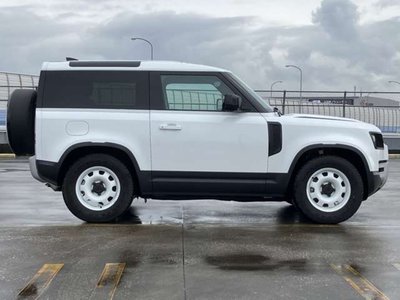 صورة 6 لـ 2023 LAND Rover DEFENDER
