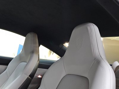 2026 Porsche 911 photo 10
