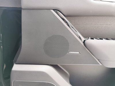 2025 LAND Rover RANGE ROVER VELAR photo 10