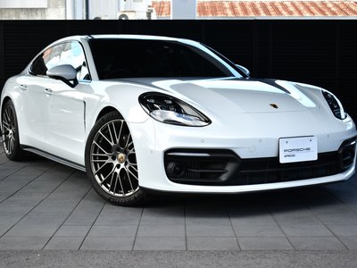 PORSCHE PANAMERA - 5