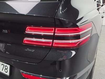 صورة 10 لـ 2025 Genesis GV80