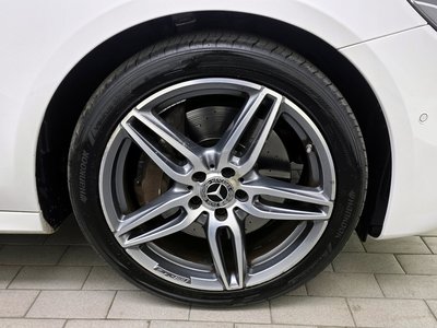 MERCEDES-BENZ E-CLASS - 6