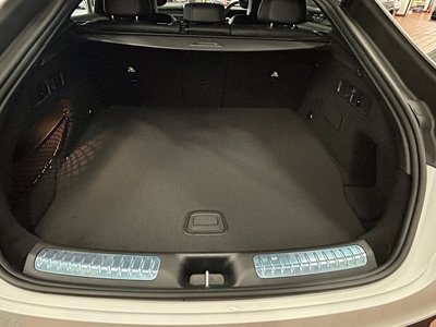 2025 Mercedes-BENZ GLC AMG — миниатюра 12