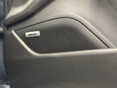 2026 Porsche TAYCAN thumbnail 18