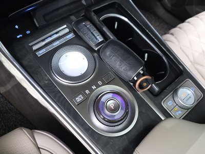 صورة مصغرة 12 لـ 2022 Genesis GV80